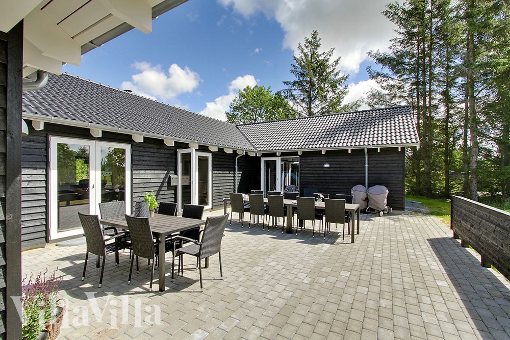 Das Luxusferienhaus Nr. 387 hat eine tolle Terrasse, die mit hochwertigen Gartenmöbeln für 24 Personen ausgestattet ist.